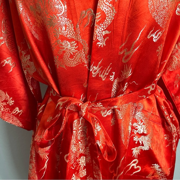 Size: M Red Dragon Robe Size MTraditional Chinese StyleIn excellent Pre-own